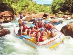 Cairns MustGo: Full-Day Tully River White-Water Rafting