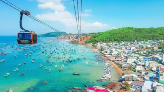 Tour in motoscafo delle quattro isole dell'isola di Phu Quoc + funivia di Hong Kong + parco acquatico + pranzo + tour di un giorno con fotografia aerea
