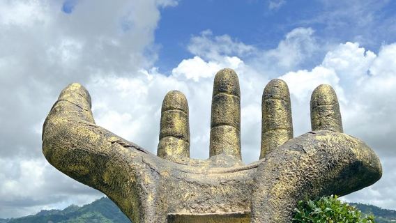 Филиппины: Воздушные сады Себу "Будда", смотровая площадка на горе Бусе, храм Лии и торговый центр SM