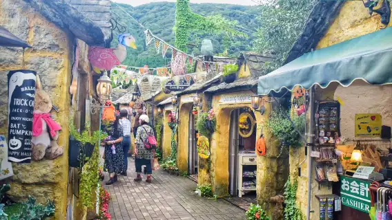 Kyushu Relaxation Tour: Dazaifu, Nyoirinji Temple, Yufuin & Optional Scenic Train