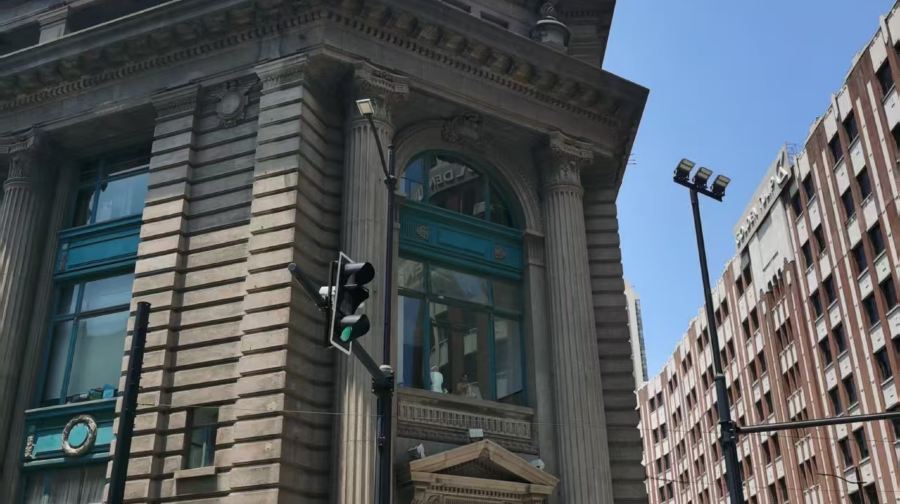 上海四行倉庫抗戰紀念館+蘇州河沿岸人工深度講解 含耳麥