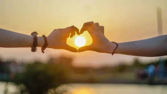 "Il luminoso Sarangkot: una vista mozzafiato sull'Himalaya"