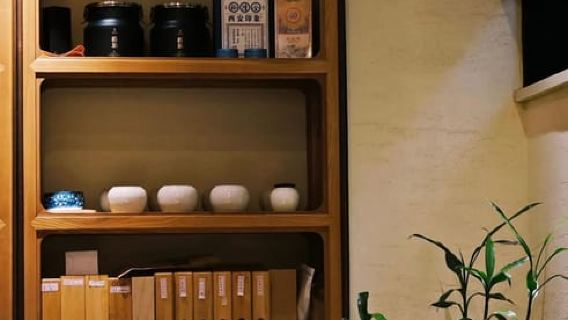 昆明：雲南省博物館和中國茶館