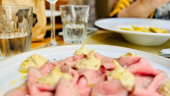 StreetFood D'Luxe Experience: Tastes of Turin | Semi-Private