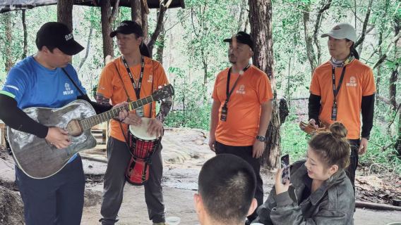 Tengchong Huazhai 5km easy hike 1-day tour [ethnic dance, suitable for kids] wild food and coffee