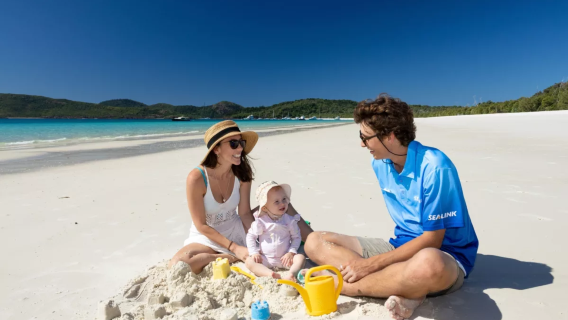 1-day Whitsundays Whitehaven English tour with meals, departing from Airlie Beach and Shute Harbour including transfers