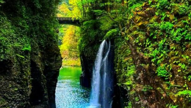 日本熊本+阿蘇山+草千里+熊神社+高千穗峽-經典火山行程