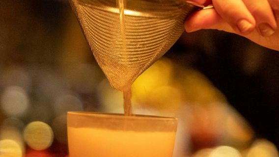 メルボルン：少人数グループガイド付きパブ巡り＋ドリンク