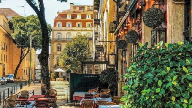 Lisbon city center, Portugal - Business and leisure shopping - Private car service available throughout the region - Top pick