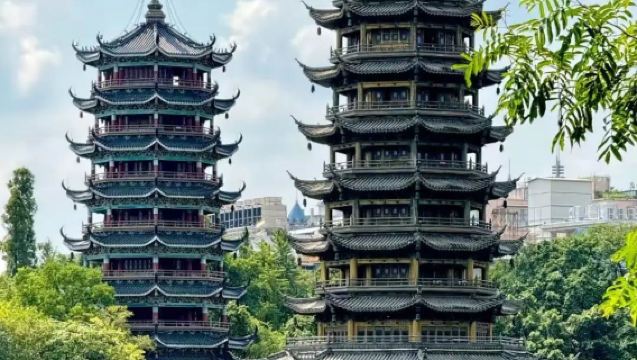 1-day Tour to Elephant Hill Scenic Area + Two Rivers and Four Lakes Day Tour Segment (Private Group + Chinese-speaking Driver + Flexible Itinerary)