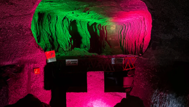 哥倫比亞波哥大錫帕基拉鹽教堂+瓜塔維塔湖一日遊【中文司機】