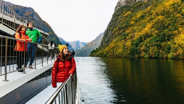 Oslo To Bergen Self-Guided Full Day Trip with Flåm Railway And Fjord Cruise