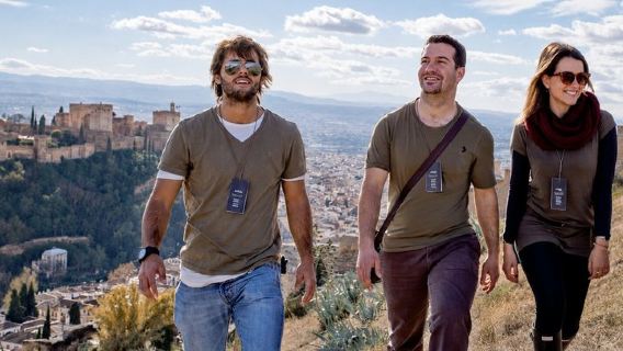 Granada's Hidden Treasures: Albayzin and Sacromonte Walking Tour