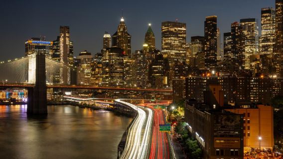 New York luxury night 3-hour bus tour | One-stop tour to Manhattan's popular night landmarks - Times Square/Empire State Building