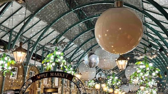 London: Christmas Lights Walking Tour