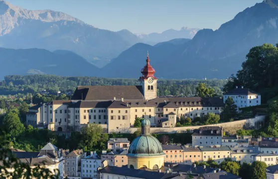 奧地利薩爾茨堡+月亮湖半日遊|重溫音樂之聲經典場景