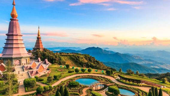 one-day tour of Doi Inthanon National Park with Chinese/English guide| Green oxygen bar | Summer resort