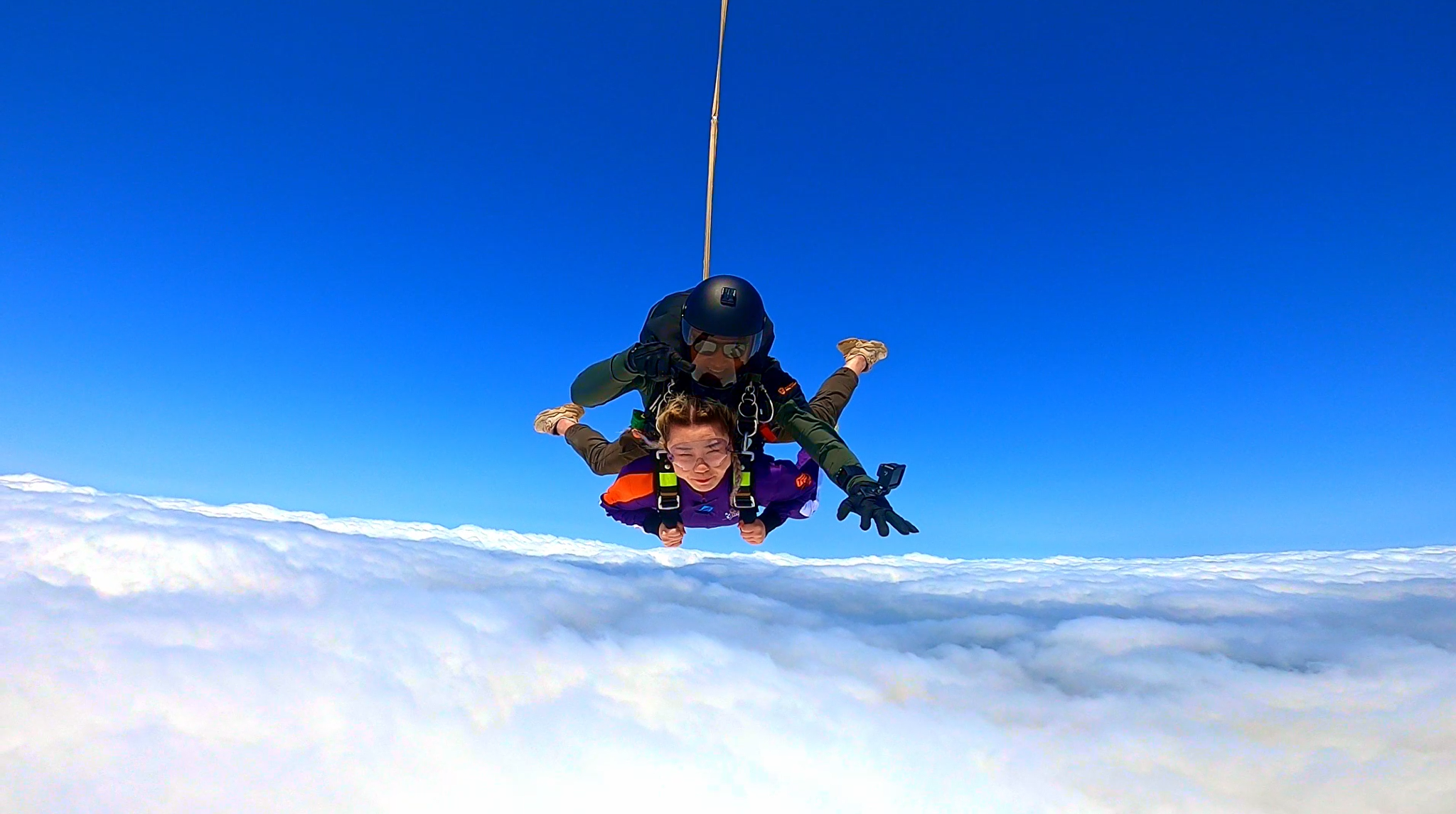 廣東肇慶跳傘硯洲島基地一日遊【4000米江景跳傘+高清攝像】