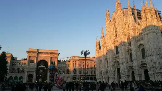 Duomo di Milano: Guided Tour + Rooftop Access