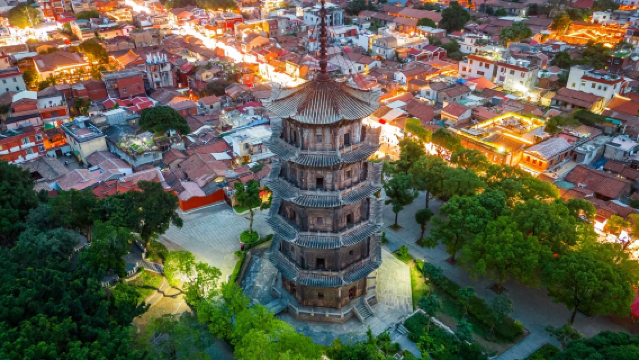 泉州開元寺+西街+蟳埔村+泉州少林寺一日遊【導覽+午餐+接駁】