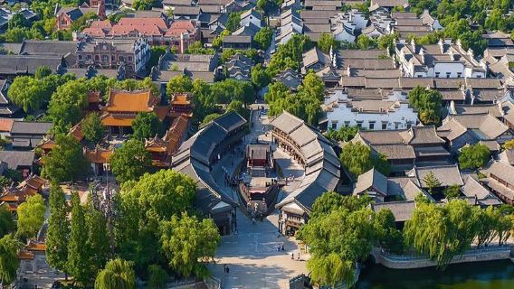 Zaozhuang Road Guerrilla Film + War Memorial + Taierzhuang Ancient City + one-day tour- English Service Available