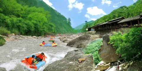 天水澗漂流 + 天堂寨風景區(代訂門票)