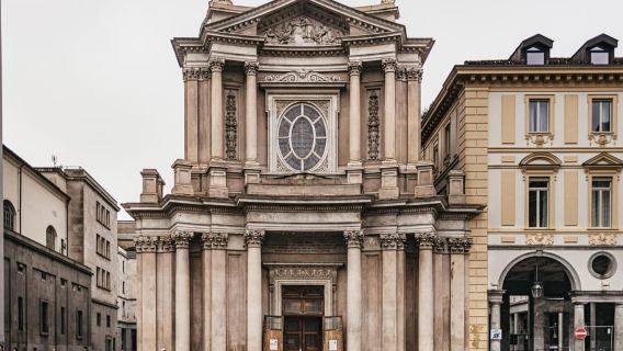 Turin: Small-Group Walking Tour of Top City Highlights