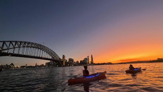 Sydney: Sunset Kayak Tour on Sydney Harbour