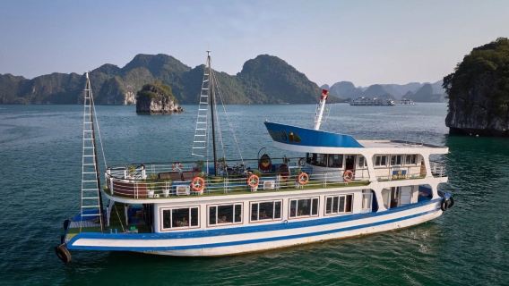 Halong Bay Day Cruise with Kayaking, Lunch and Hotel Transfer