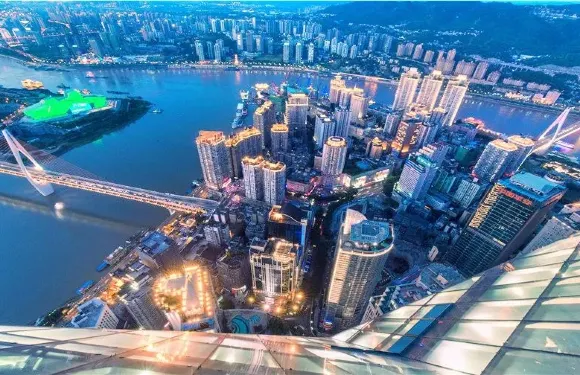 重慶長江索道+輕軌穿樓+洪崖洞民俗風貌區+磁器口1日遊|小童免費