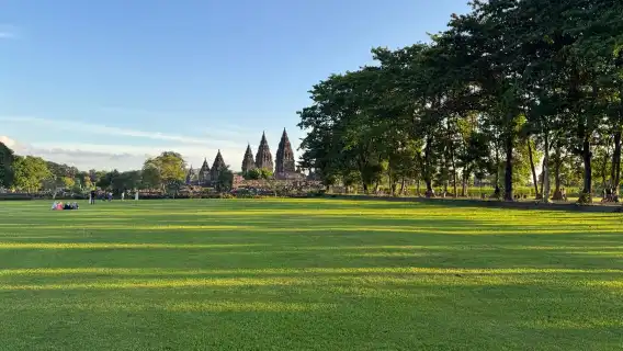 日出普圖克塞圖布、婆羅浮屠與普蘭巴南寺|多語言