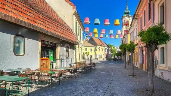 匈牙利布達佩斯+巴拉頓湖+聖安德烈【布達佩斯10小時來回】