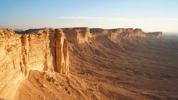 沙烏地利雅得世界之崖【花兒與少年同款包車一日遊】