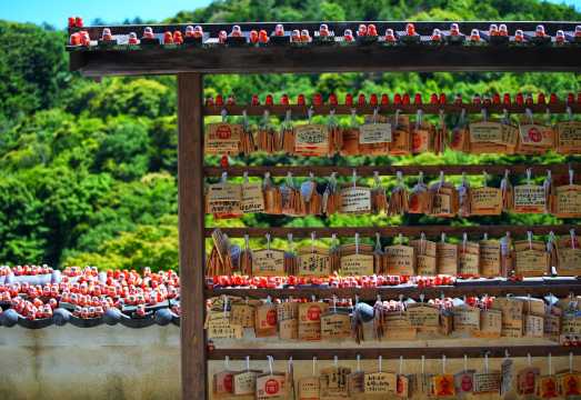 1-Day Tour for Good Fortune: Katsuo-ji + Sanda Premium Outlets + Arima Onsen Town|Small group (9 people)