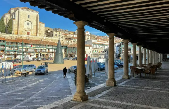 西班牙馬德里＋欽瓊小鎮＋馬約爾廣場＋聖母昇天教堂一日遊