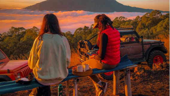 Experiência do nascer do sol no vulcão Batur em Bali com jipe/opção de passeio de jipe/caminhada