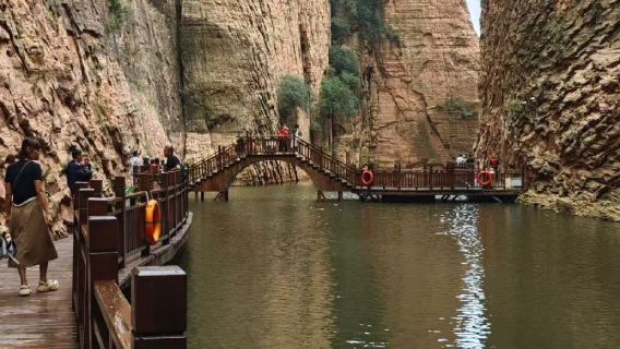 Lawatan sehari ke Lembah Gua Huangya Changzhi dari Anyang