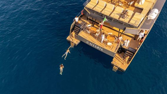 Esperienza in catamarano con pranzo al sacco - il Golfo dei Poeti dal mare