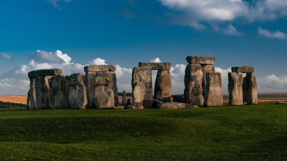 サウサンプトン発：ストーンヘンジ経由ロンドン行きクルーズ送迎