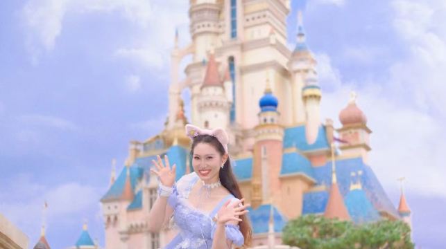 香港旅拍【包含攝影師迪士尼門票 香港市區街拍 結婚登記跟拍 不限人數】