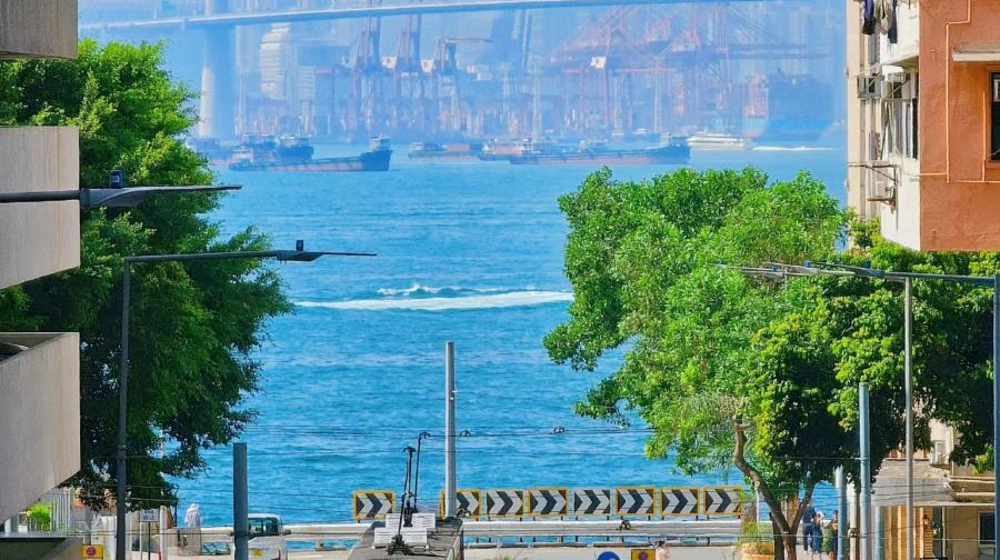 香港黃大仙祠+太平山頂+維多利亞港+天星小輪純玩一日遊