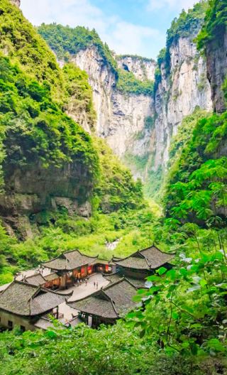 [Can include boat tour for groups of up to 8 people] Chongqing Wulong Natural Three Bridges + Longshuixia Gorge + Wujiang River Day Trip