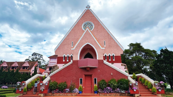 Da Lat one-day tour in Vietnam: Start and End in Nha Trang + Chartered private charter+ Lunch