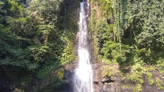Jakarta to Bogor: Luhur Waterfall and Lake Lido Day Trip
