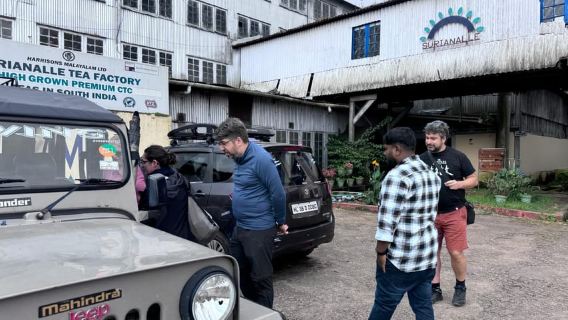 Муннар: тур на джипах по чайной плантации Колуккумалай