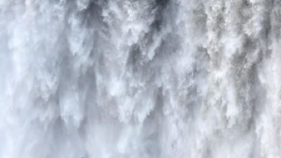 Hafen von Akureyri: Dettifoss, Goðafoss und Mývatn-See-Tour