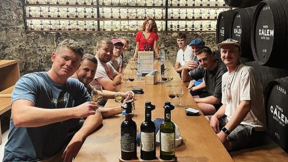 Porto: Portweintour mit 7 Portweinproben