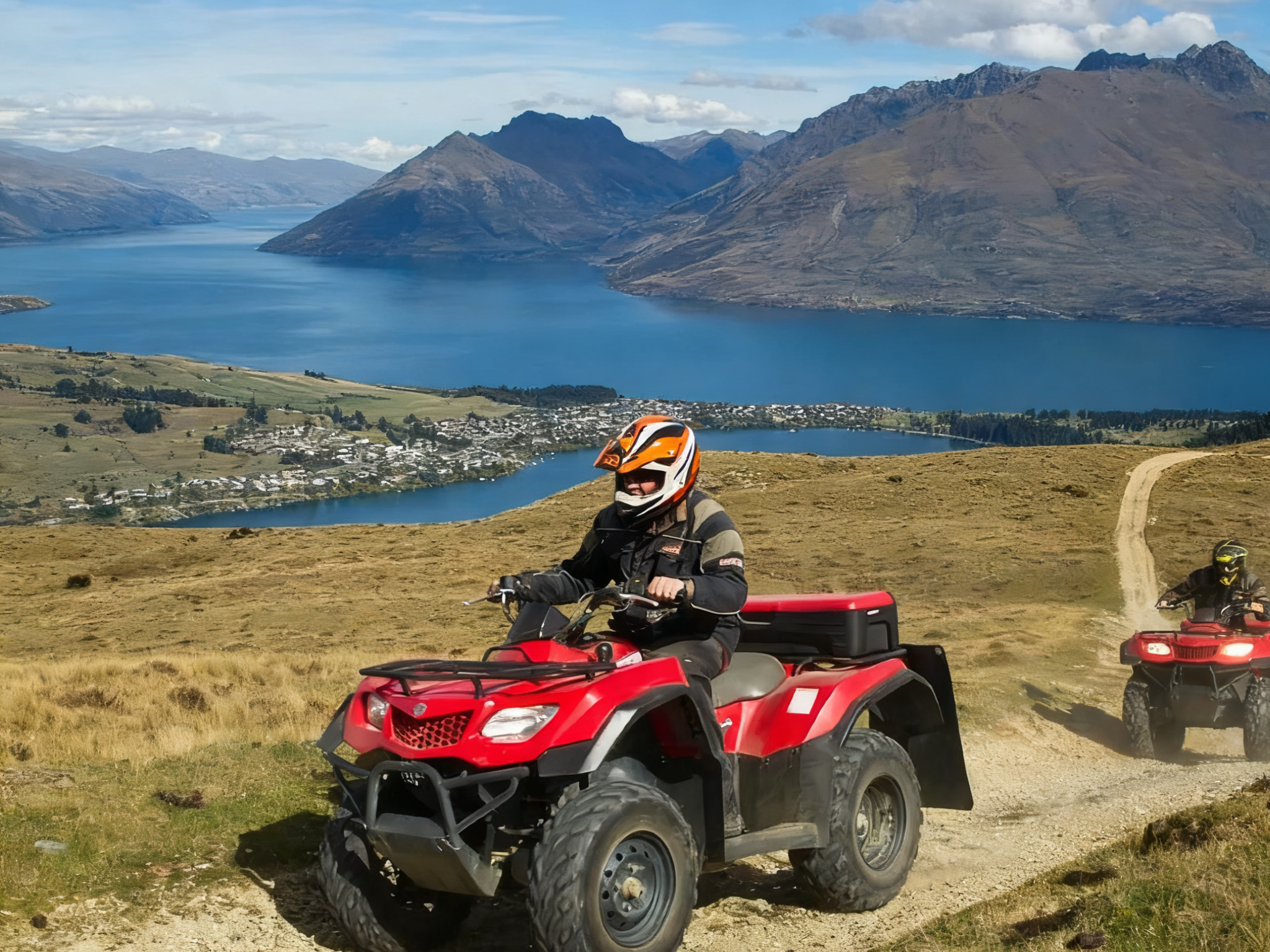 Kinabalu ATV335 | Sabah Kinabalu Milchfarm Tagesausflug + Paragliding + Optionale Rafflesia-Blütentour (auf eigene Kosten)
