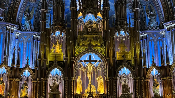 加拿大蒙特利爾聖母大教堂+聖若瑟聖堂+皇家山公園+老城一日遊