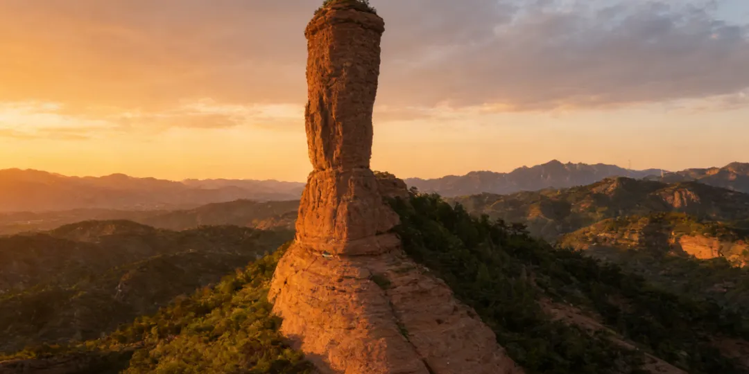 Chengde Translation and Local Guide Service with English/Russian Options